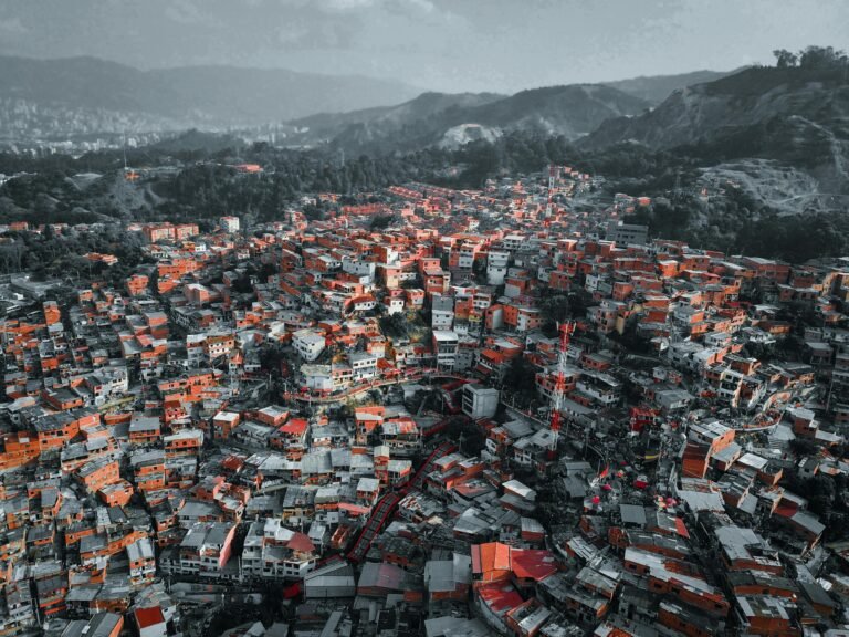 Best Hotels in Medellín for Families (Safe, Central & Kid-Friendly Picks)